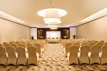 Swiss-Belhotel Harbour Bay