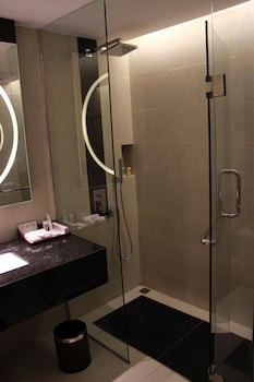 Swiss-Belhotel Harbour Bay