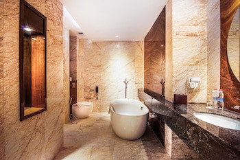 Swiss-Belhotel Harbour Bay
