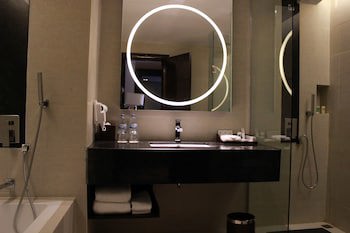 Swiss-Belhotel Harbour Bay
