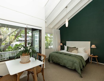 Emerald Inn