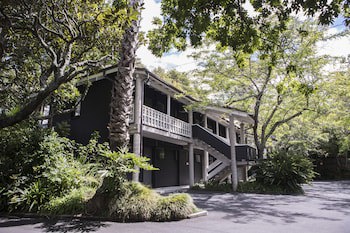 Emerald Inn