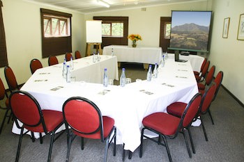Eight Bells Mountain Inn