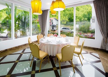 Aiyara Grand Hotel
