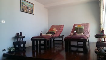 Aiyara Grand Hotel
