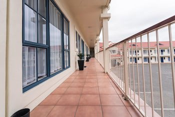 Aubyn Court Spa Motel