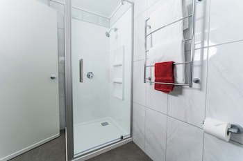 Aubyn Court Spa Motel