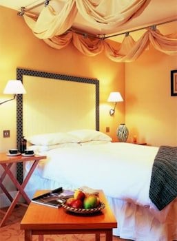 Marwell Hotel