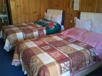 Cemara Indah Hotel