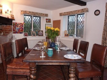 Bed And Breakfast Dunsfold