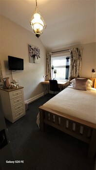 Greylands Guest House