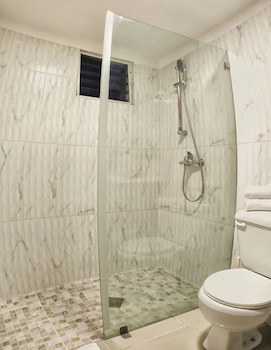 Acuarium Suite Resort