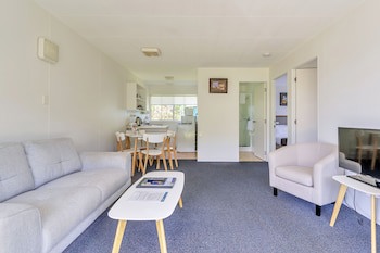 Aloha Apartments