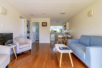 Aloha Apartments