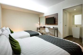 Metro Hotel