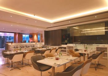 E Hotel