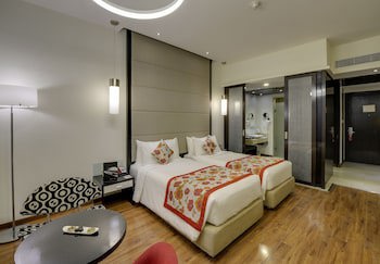 E Hotel