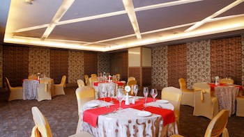 E Hotel