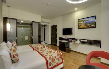 E Hotel