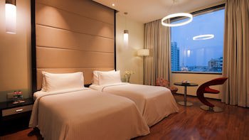 E Hotel