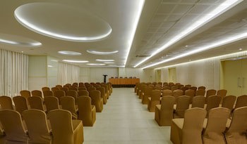 E Hotel