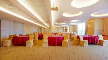 E Hotel