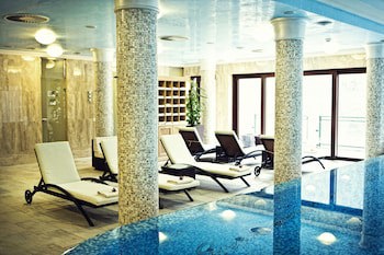 Retro Riverside Wellness Resort