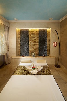 Retro Riverside Wellness Resort
