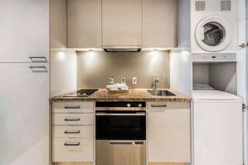 Avani Auckland Metropolis Residences