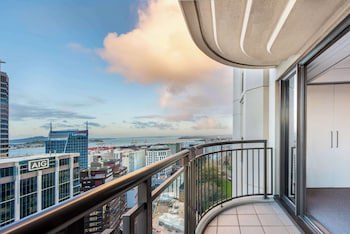 Avani Auckland Metropolis Residences