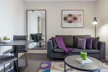 Avani Auckland Metropolis Residences