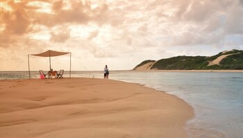 Machangulo Beach Lodge