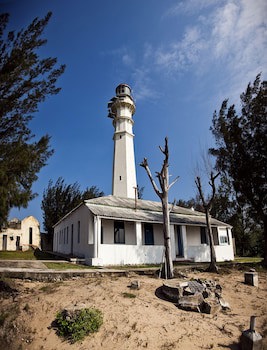 Machangulo Beach Lodge