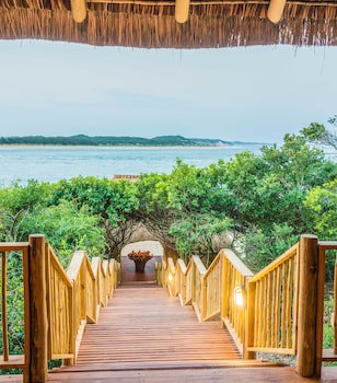 Machangulo Beach Lodge