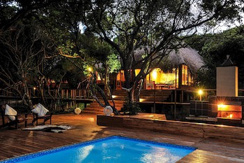 Machangulo Beach Lodge