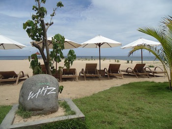 Grand Whiz Hotel Nusa Dua