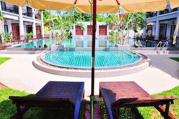 Navatara Phuket Resort