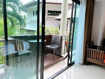 Navatara Phuket Resort