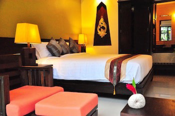 Navatara Phuket Resort