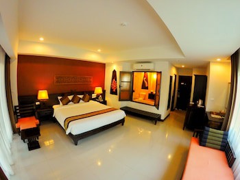 Navatara Phuket Resort