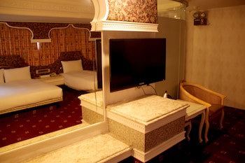 Crystal Hotel