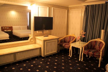 Crystal Hotel