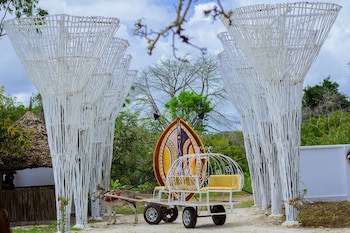 Antonio Beach Hotel And Spa