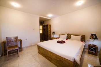 Antonio Beach Hotel And Spa
