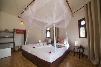 Antonio Beach Hotel And Spa