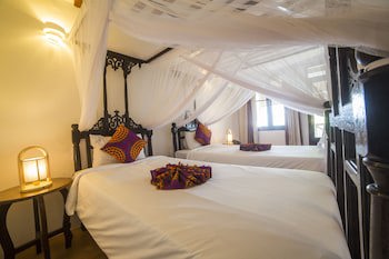 Antonio Beach Hotel And Spa