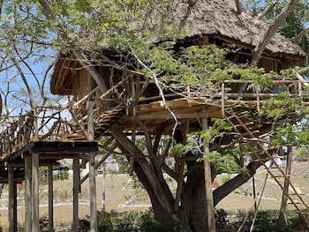 Antonio Beach Hotel And Spa