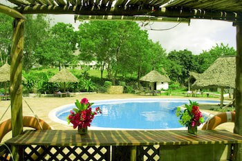 Antonio Beach Hotel And Spa
