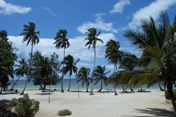 Antonio Beach Hotel And Spa