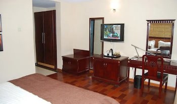 Owu Crown Hotel